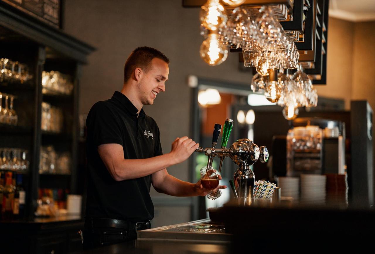 Hotel Restaurant De Jong Нес Екстер'єр фото