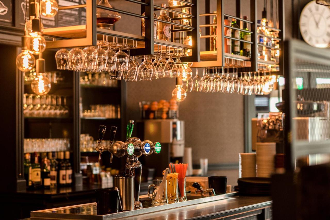 Hotel Restaurant De Jong Нес Екстер'єр фото